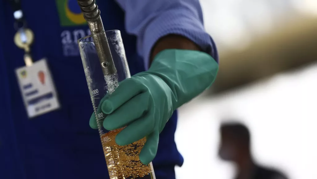 Entidades doam R$ 1,3 milhão em equipamentos para fiscalizar mistura de biodiesel