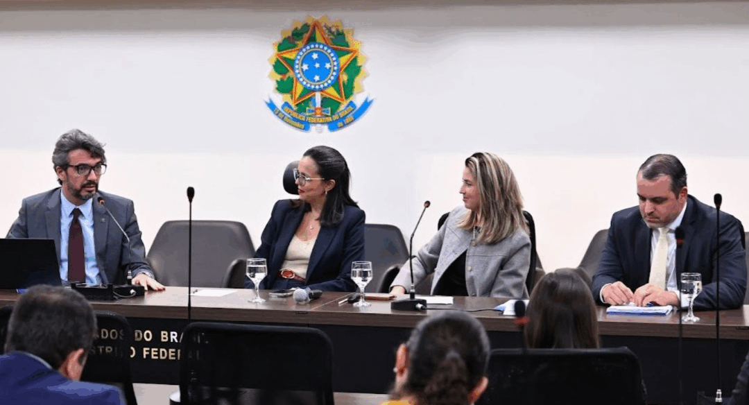 BRASILCOM participa de seminário na OAB/DF sobre os impactos jurídicos e regulatórios do RenovaBio