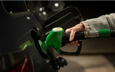 Governo estuda aumento de etanol na gasolina; entenda